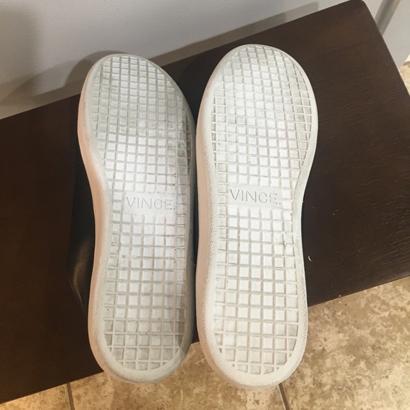 EUC VINCE leather slip on sneakers like new 6.5M - Picture 8 of 9